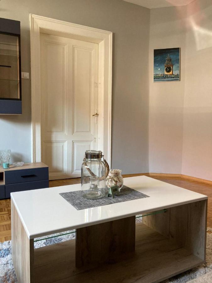 Apartment Dunja Center Welcome Novi Sad Luaran gambar